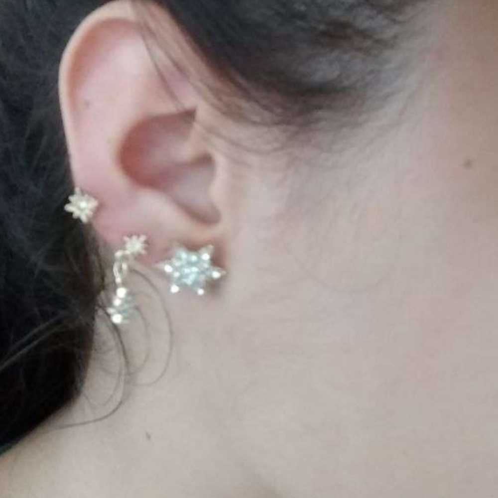 3 PAIRS Rhinestone Gold Star Decor Earrings - Picture 8 of 8